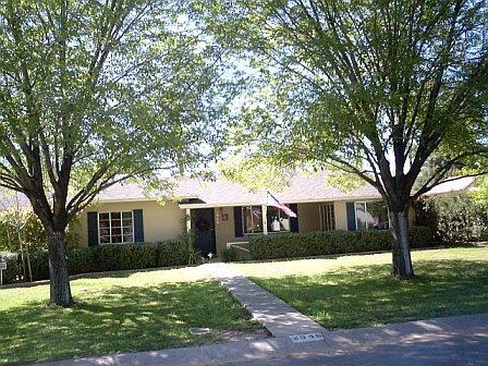 2946 N 47th St., Phoenix, AZ 85018