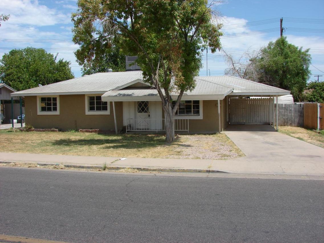 917 S Sirrine St., Mesa, AZ 85210