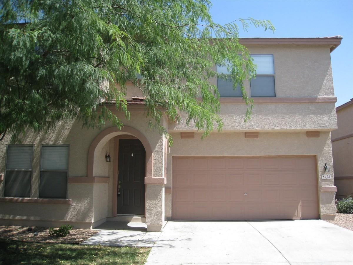 8452 E Lindner Ave., Mesa, AZ 85209