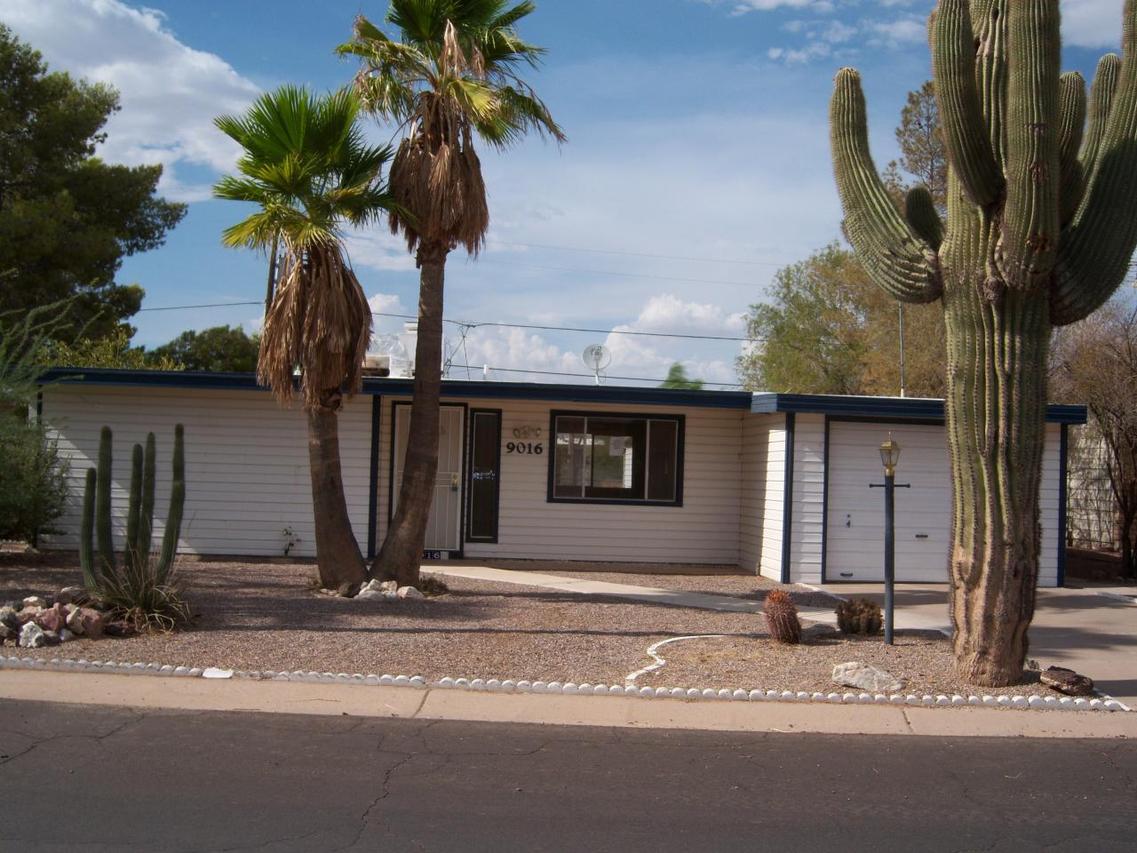 9016 W Santa Cruz Blvd., Arizona City, AZ 85223