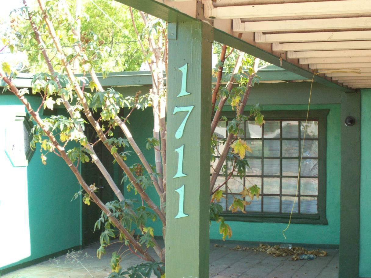 1711 E Cheery Lynn Rd., Phoenix, AZ 85016