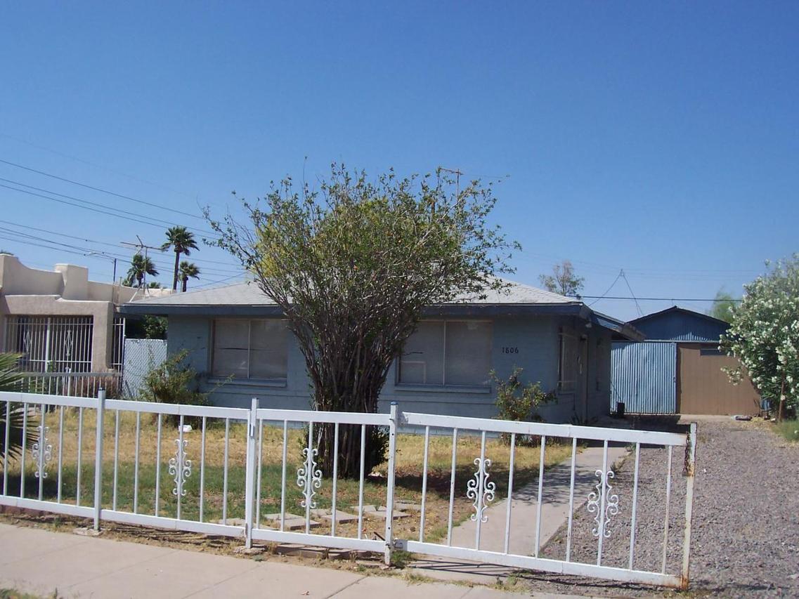 1806 E Willetta St., Phoenix, AZ 85006