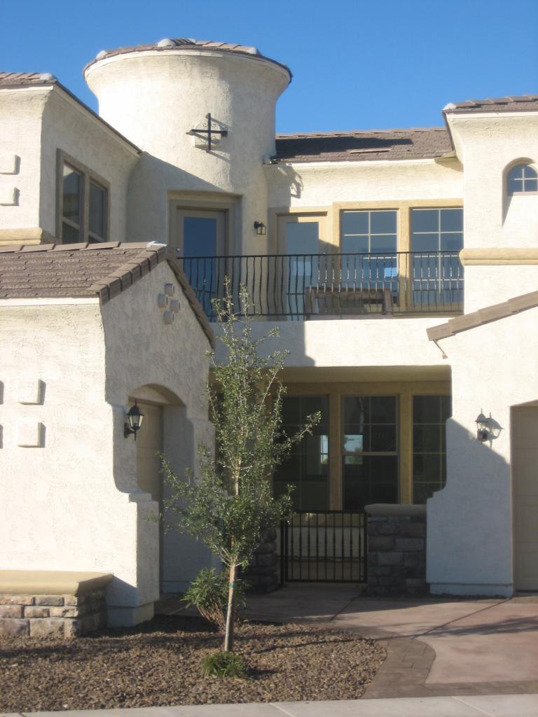 8426 S 1st St., Phoenix, AZ 85042