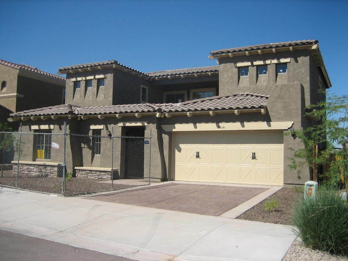 8414 S 1st St., Phoenix, AZ 85042