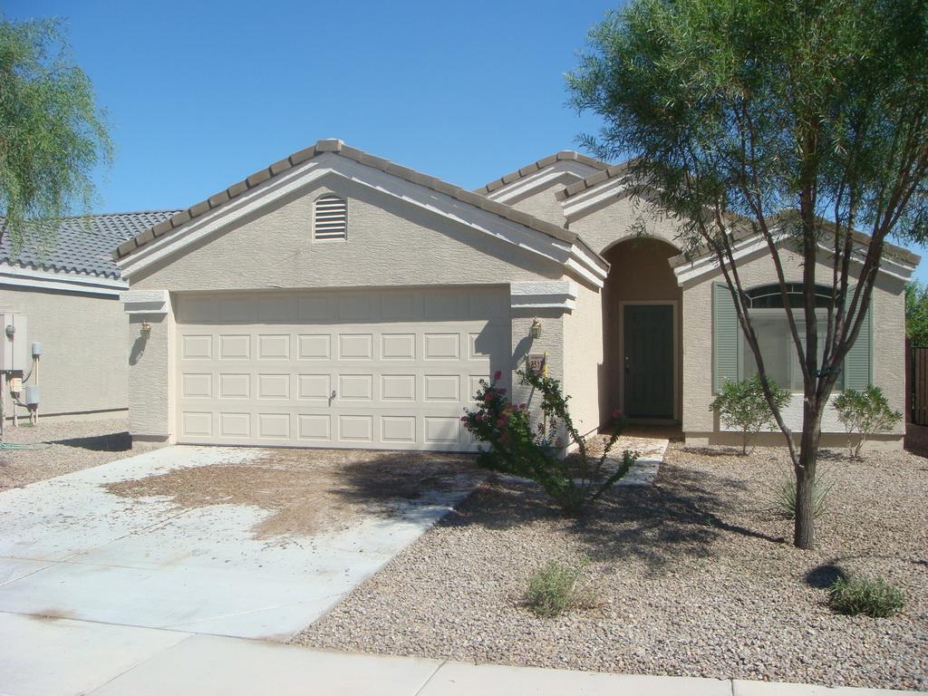 8517 W Pioneer St., Tolleson, AZ 85353