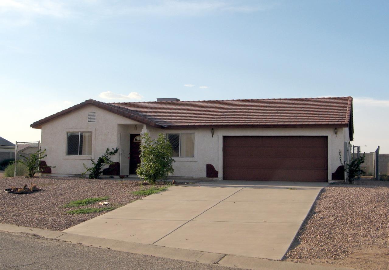 9236 W Oneida Dr., Arizona City, AZ 85223