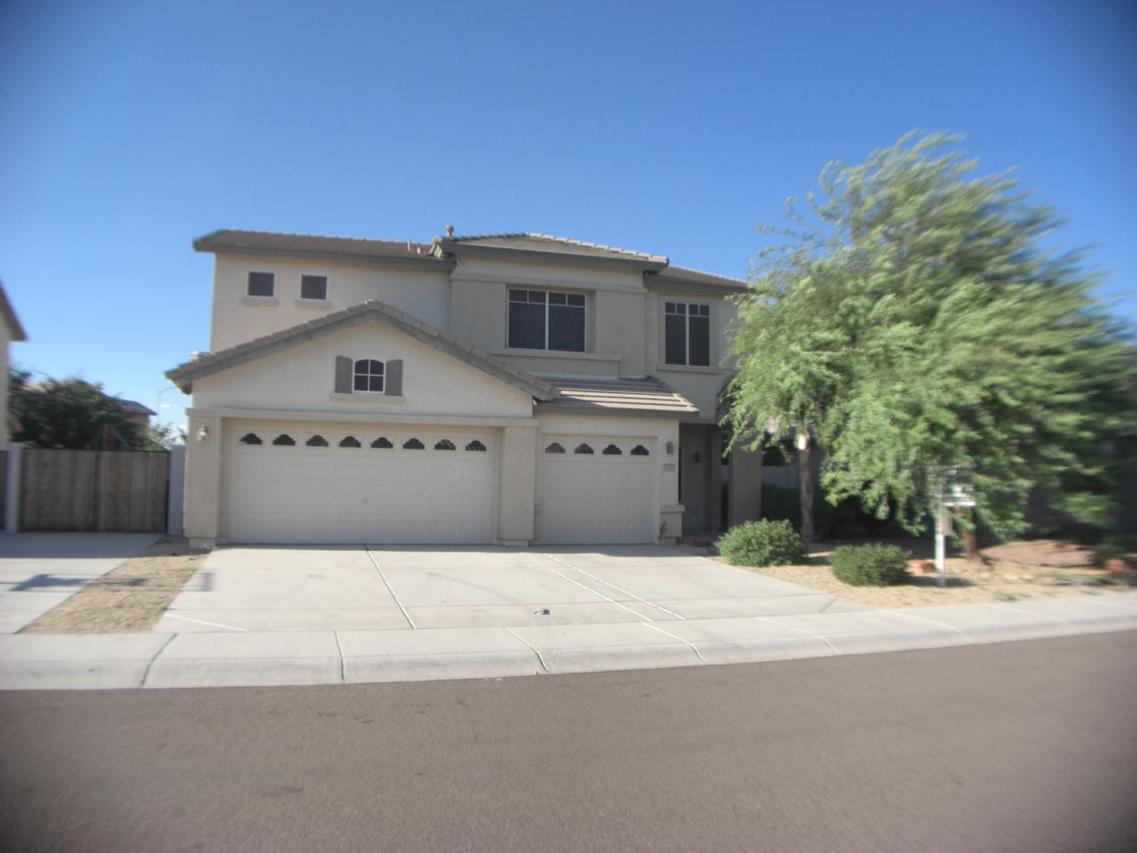 7726 W Louise Dr., Peoria, AZ 85383