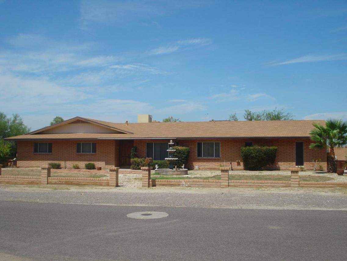 2614 E Winston Dr., Phoenix, AZ 85042