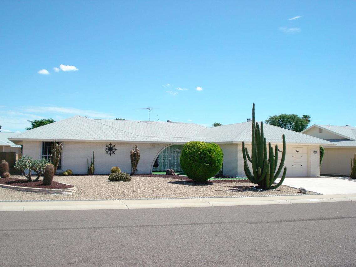 9721 W Appaloosa Dr., Sun City, AZ 85373