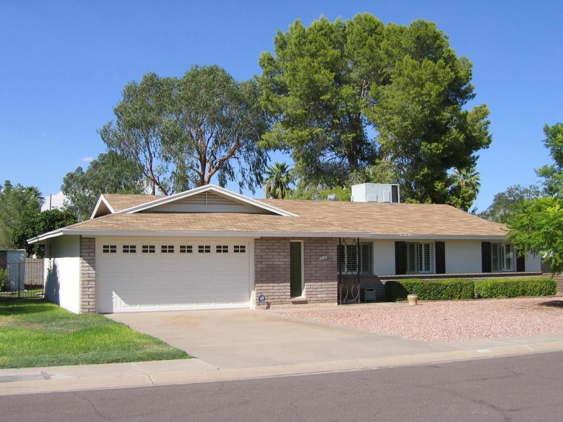 218 E La Vista Dr., Goodyear, AZ 85338