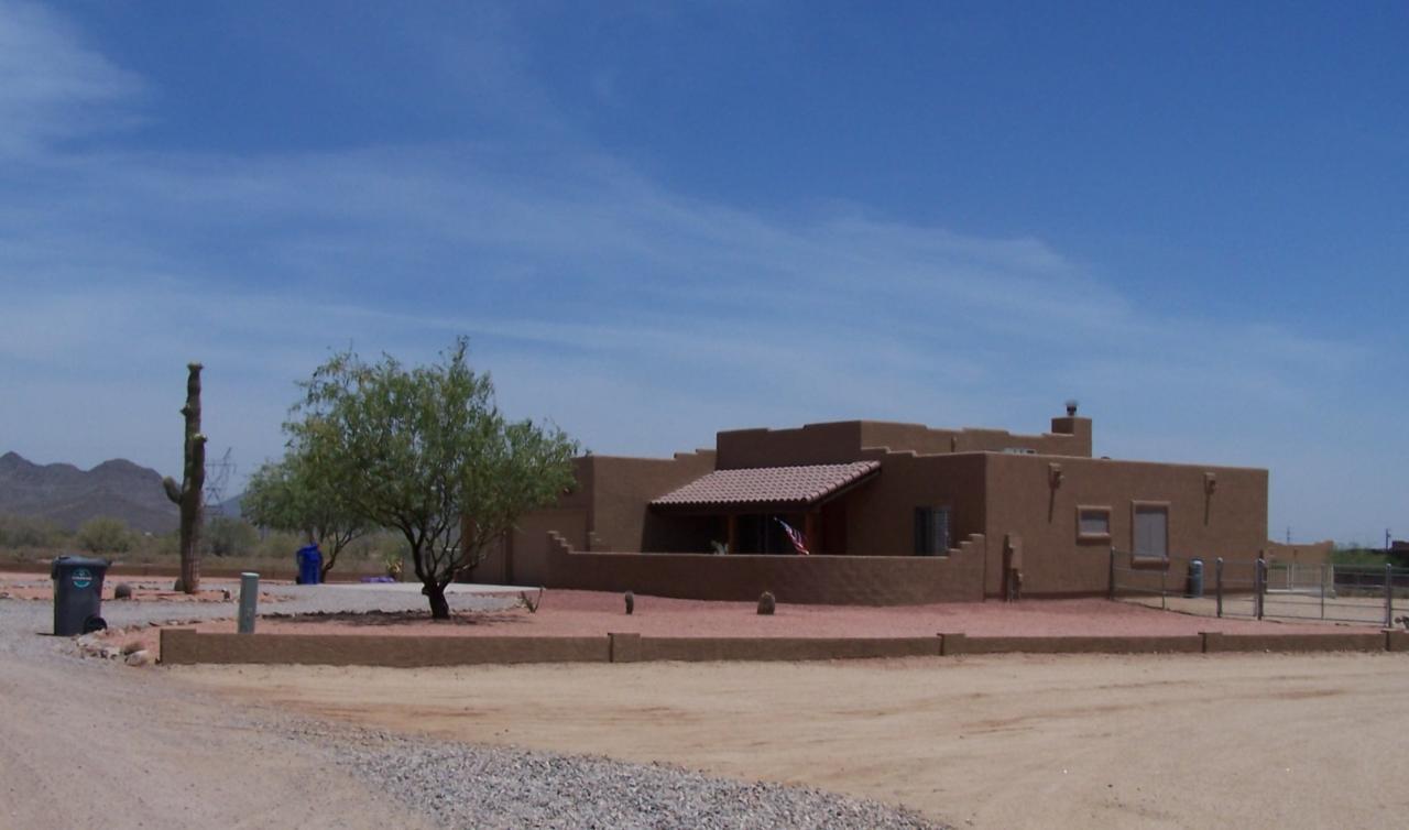 39025 N 10th St., Desert Hills, AZ 85086