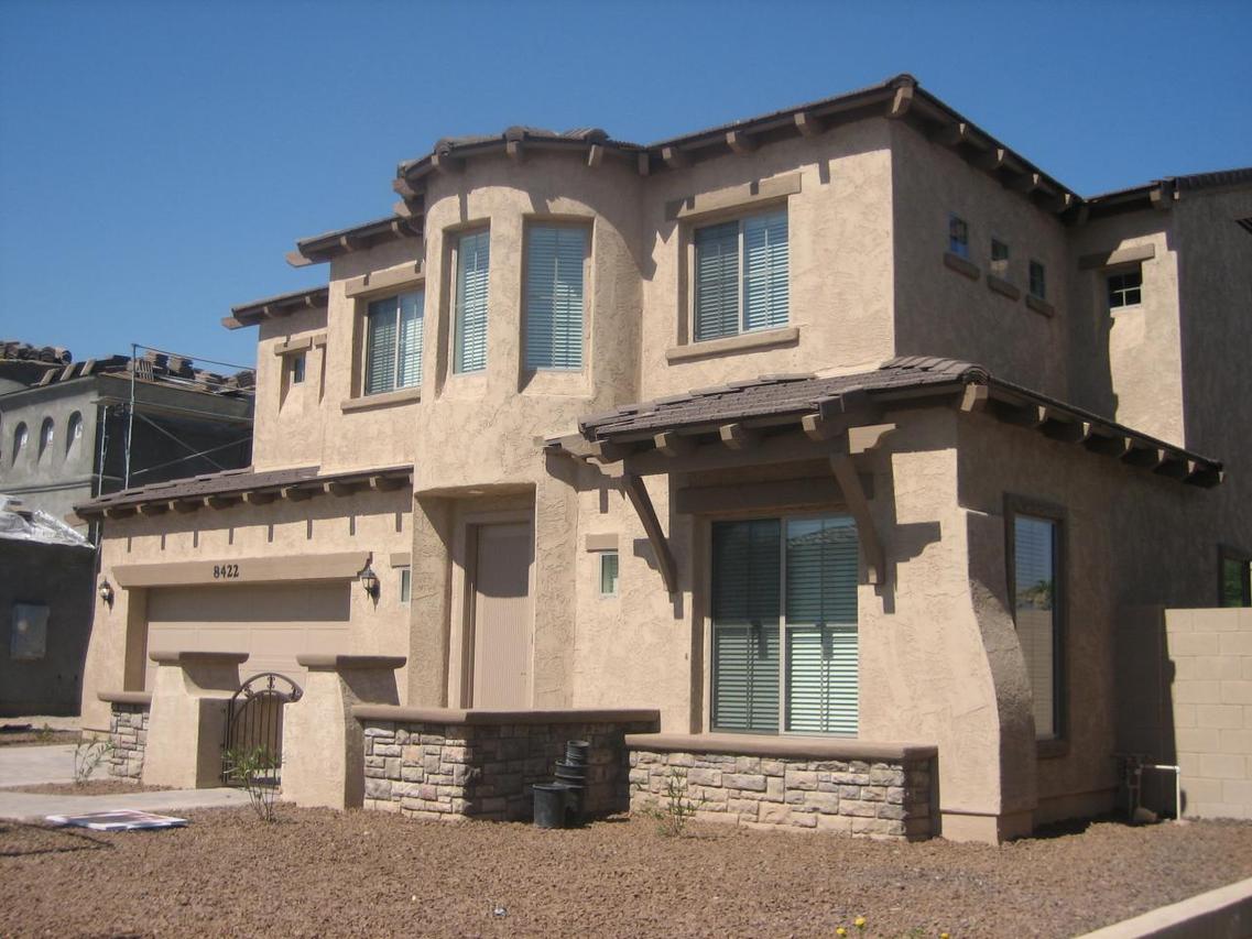 8422 S 1st St., Phoenix, AZ 85042