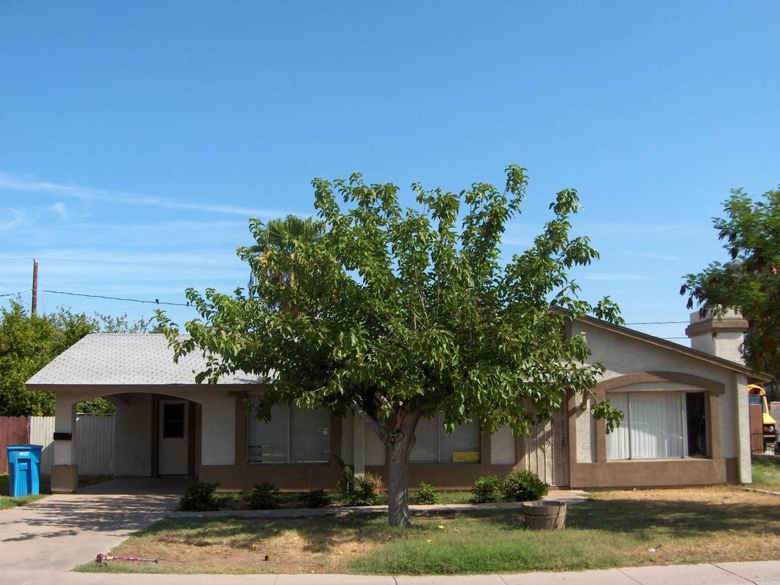 4744 W Holly St., Phoenix, AZ 85035