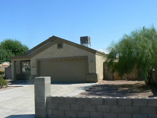 2637 E Illini St., Phoenix, AZ 85040