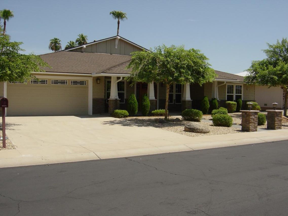 11014 W Acacia Dr., Sun City, AZ 85373