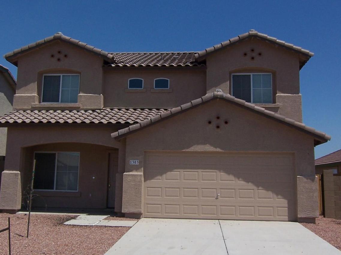 1303 S 220th Dr., Buckeye, AZ 85326
