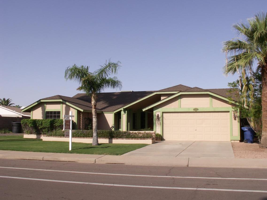 1900 N Pennington Dr., Chandler, AZ 85224