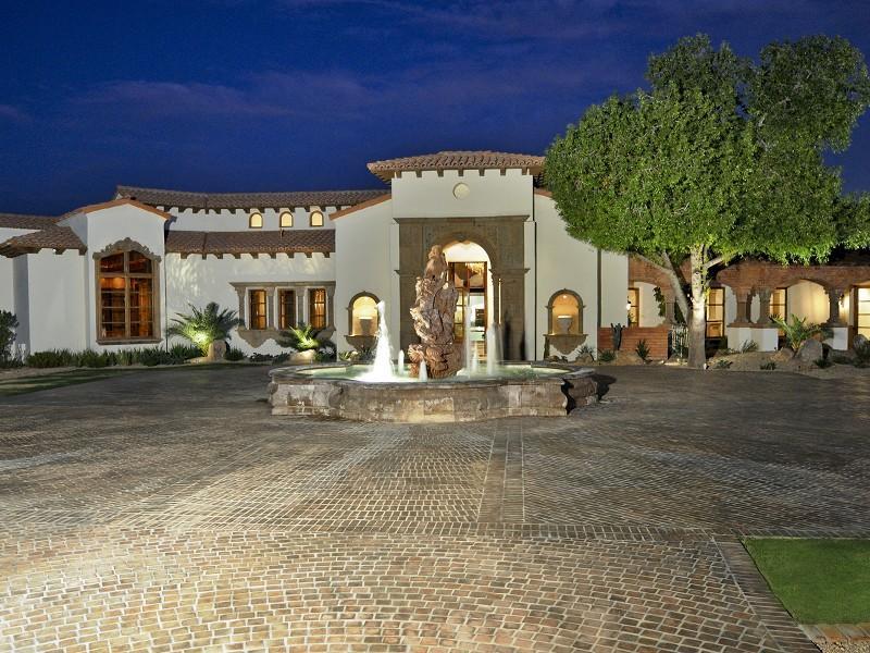 5575 N Casa Blanca Dr., Paradise Valley, AZ 85253