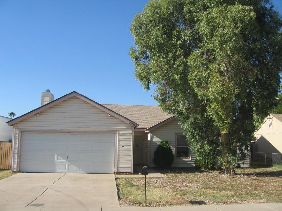 7608 W Minnezona Ave., Phoenix, AZ 85033