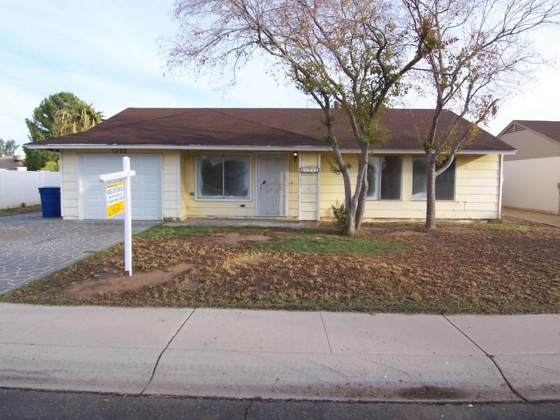 1322 W Rockwell Dr., Chandler, AZ 85224