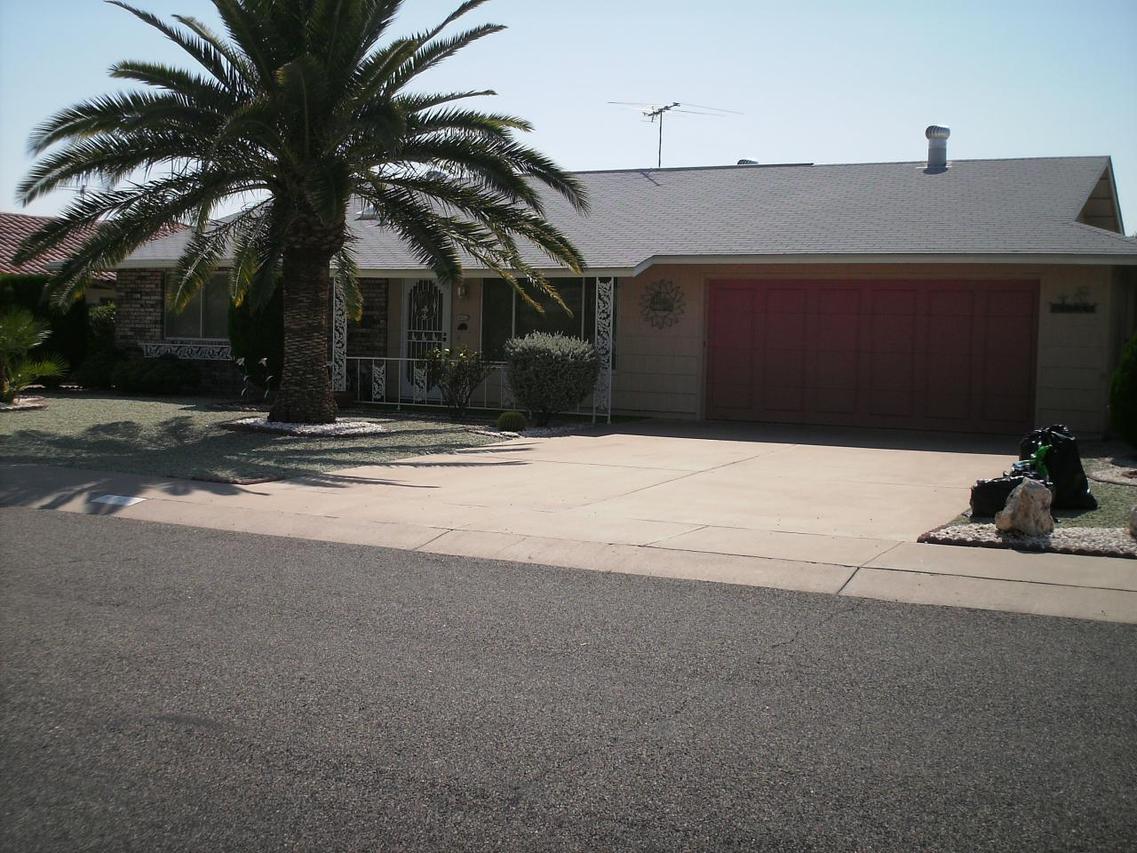9551 W Spanish Moss Ln., Sun City, AZ 85373