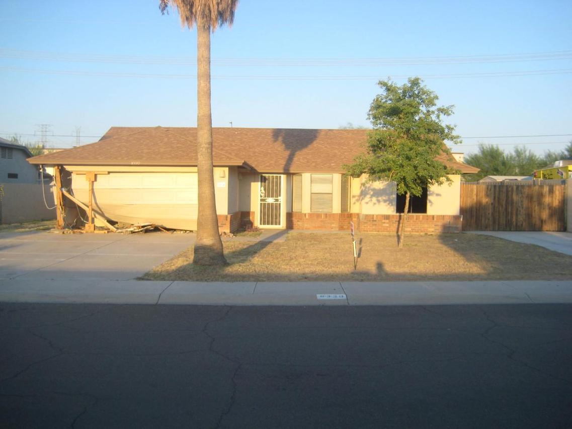 8330 N 90th Ln., Peoria, AZ 85345