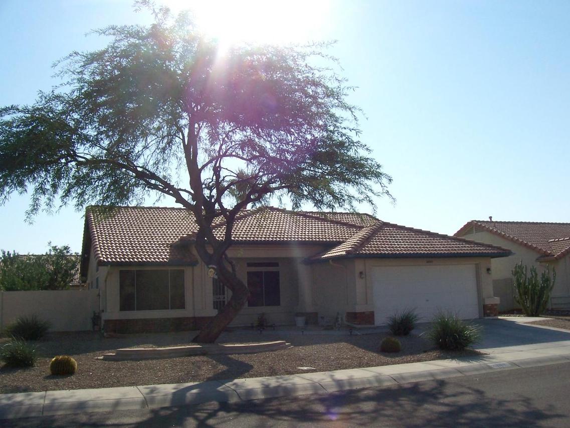 20707 N 110th Ave., Sun City, AZ 85373