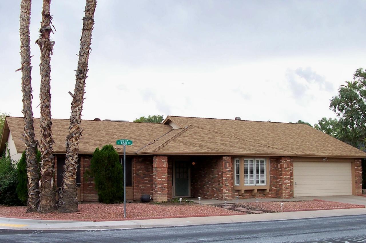 2017 S Ash Cir., Mesa, AZ 85202