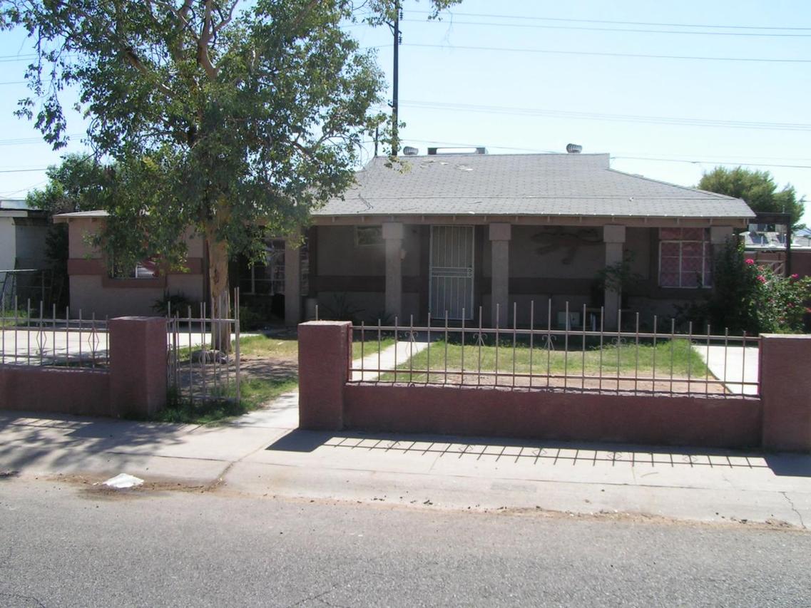3435 E Garfield St., Phoenix, AZ 85008