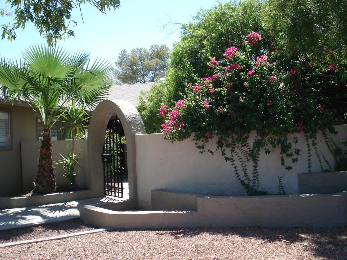 1089 E Frost Dr., Tempe, AZ 85282