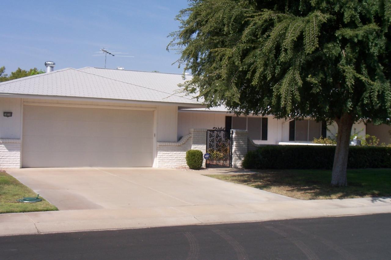 19218 N Signal Butte Cir., Sun City, AZ 85373