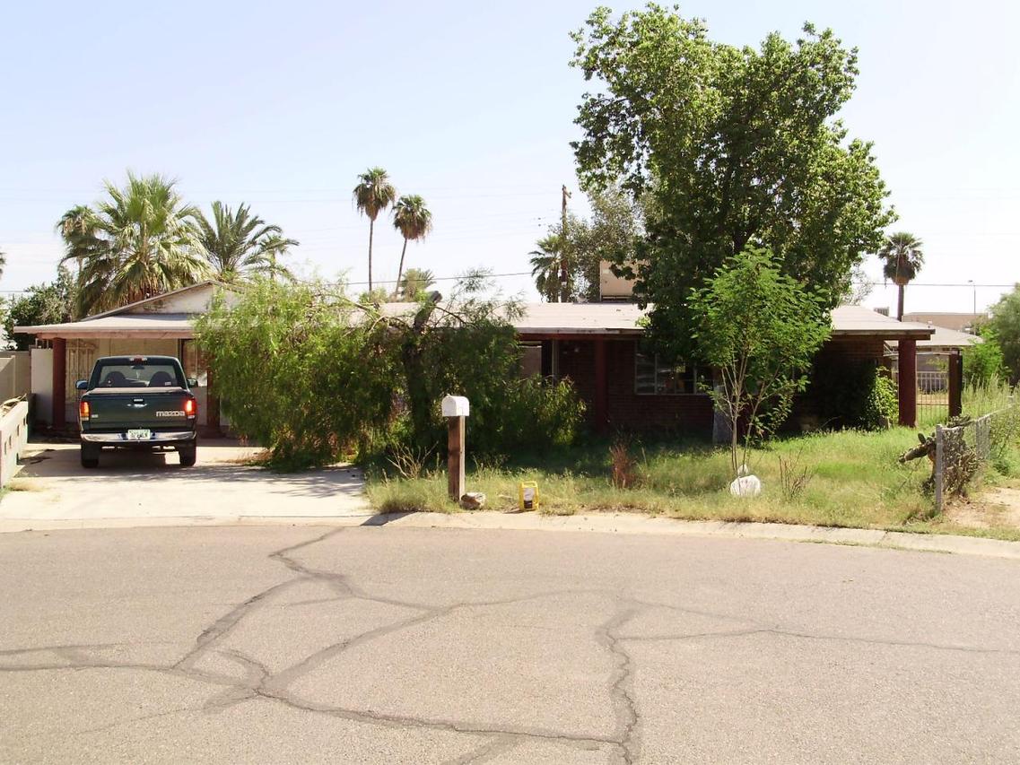 1346 E Lynne Ln., Phoenix, AZ 85042