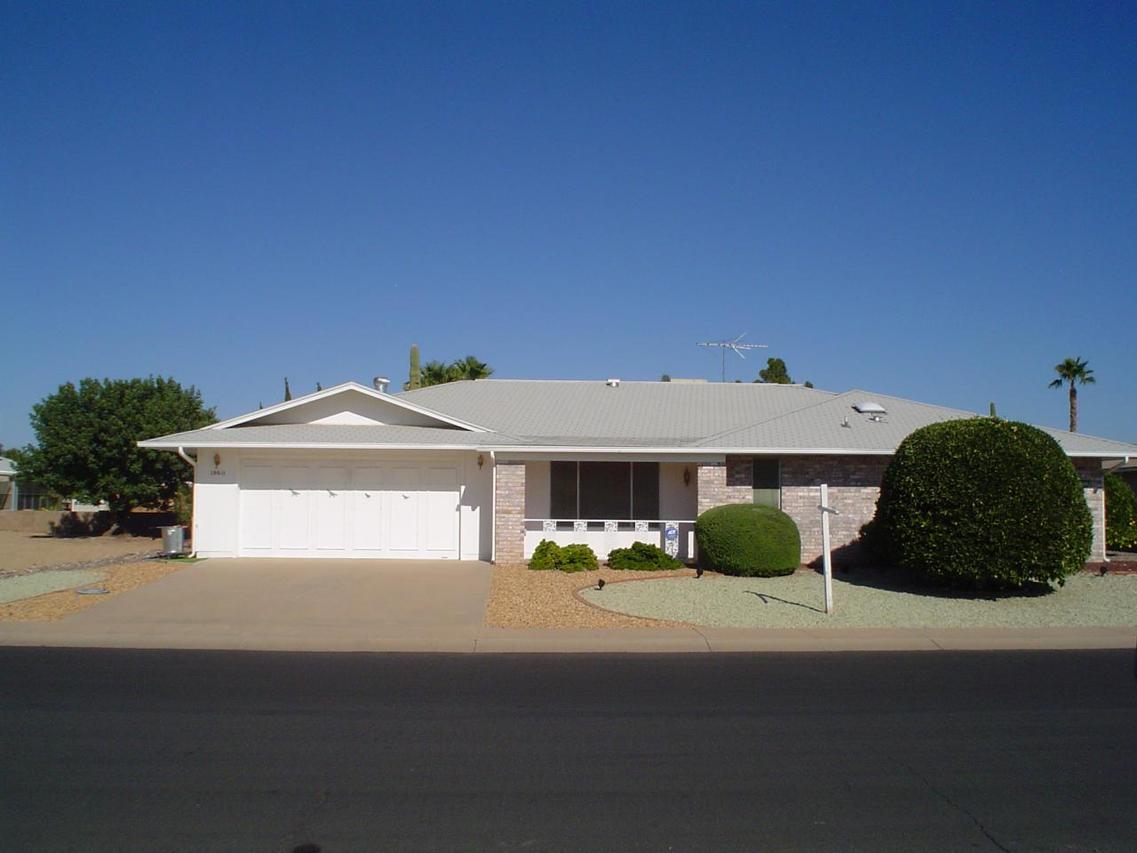19611 N Pine Springs Dr., Sun City, AZ 85373