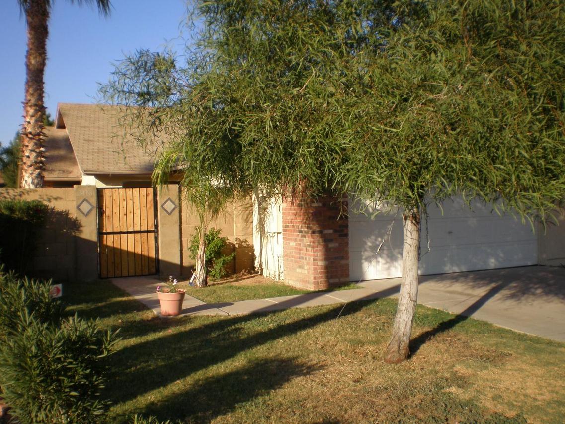 2418 W Knowles Ave., Mesa, AZ 85202