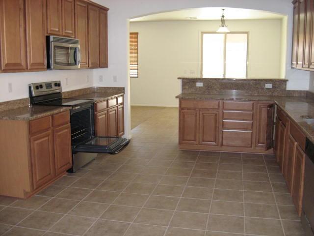 26798 N 175th Ln., Surprise, AZ 85387