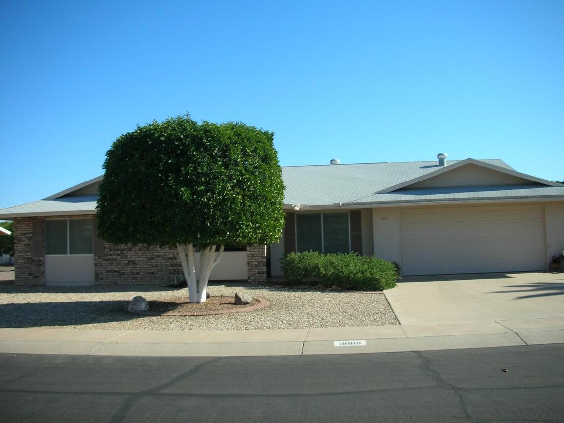 19801 N Sombrero Cir., Sun City, AZ 85373