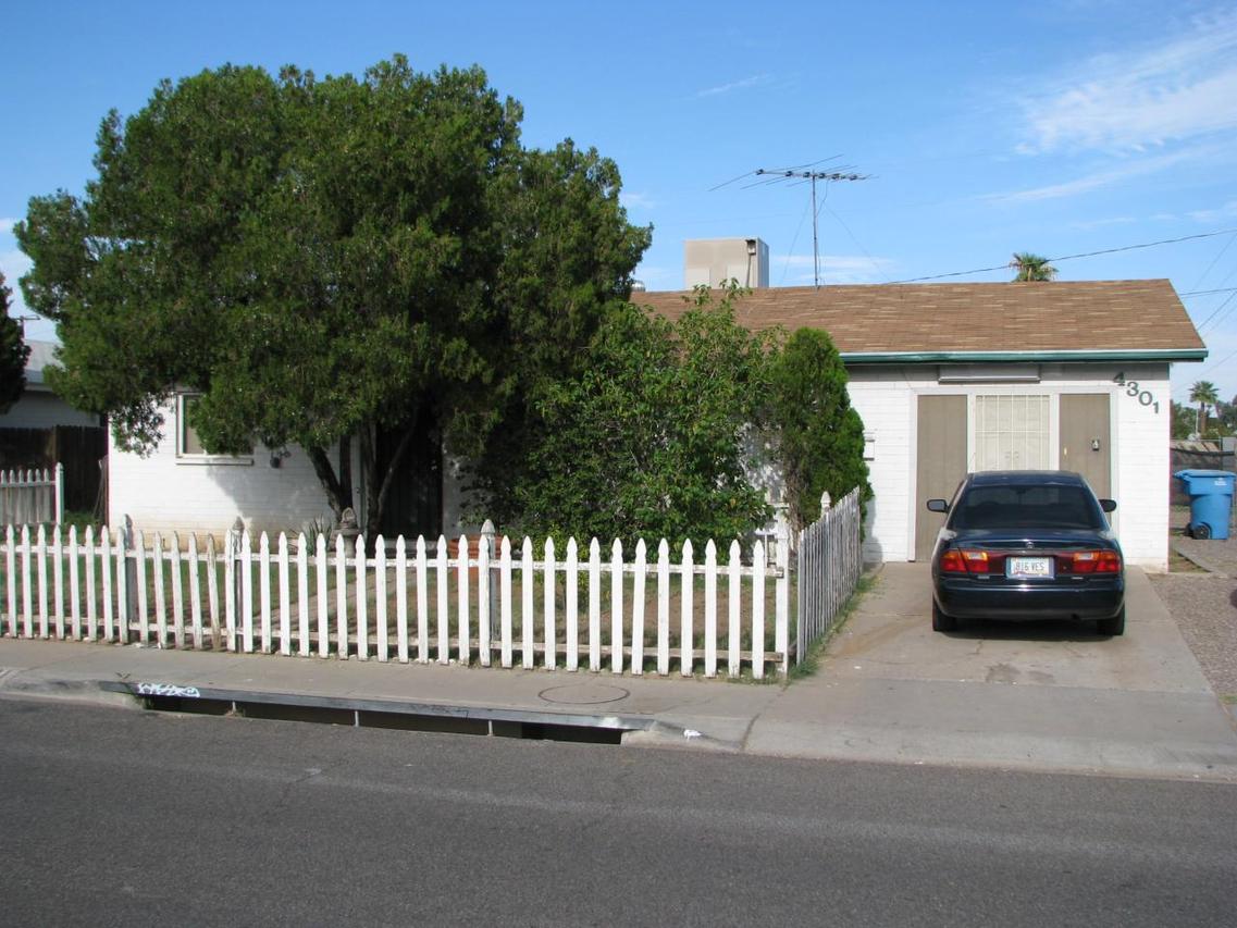 4301 N 59th Ave., Phoenix, AZ 85033
