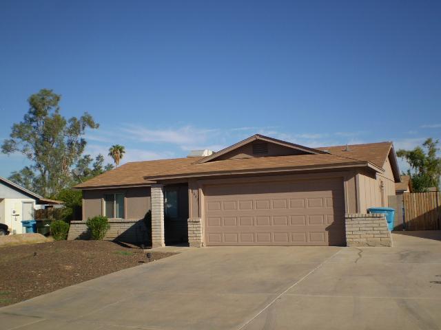 8042 W Elm St., Phoenix, AZ 85033