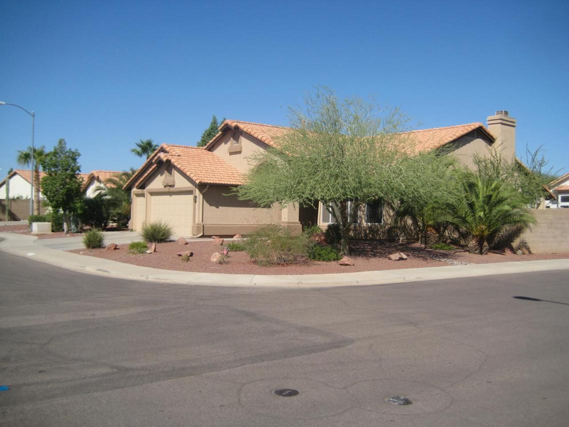 20646 N 110th Ave., Sun City, AZ 85373