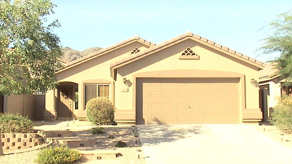 1722 W Hiddenview Dr., Phoenix, AZ 85045
