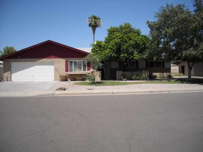 2052 E Fremont Dr., Tempe, AZ 85282