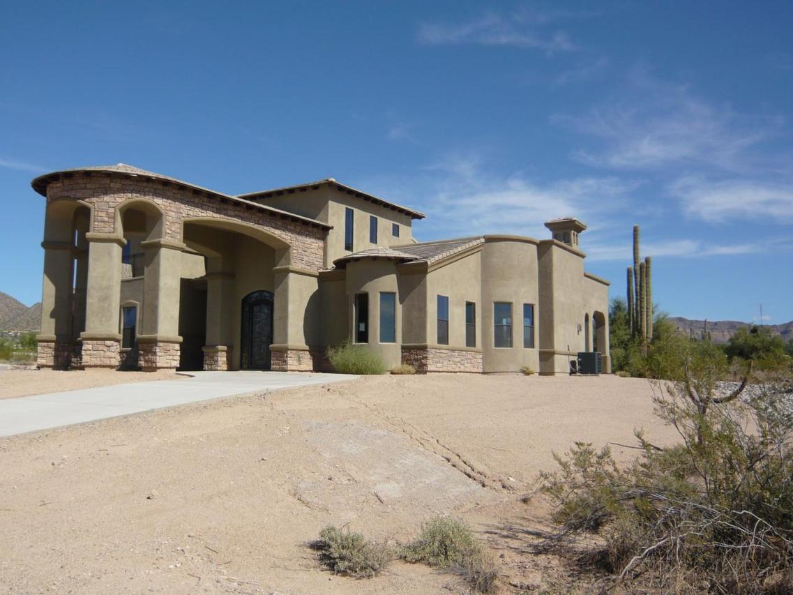 3209 N 81st St., Mesa, AZ 85207