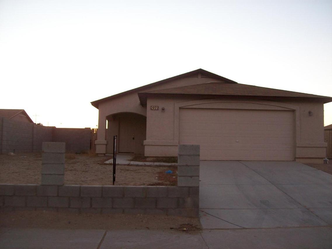 922 S 3rd St., Avondale, AZ 85323