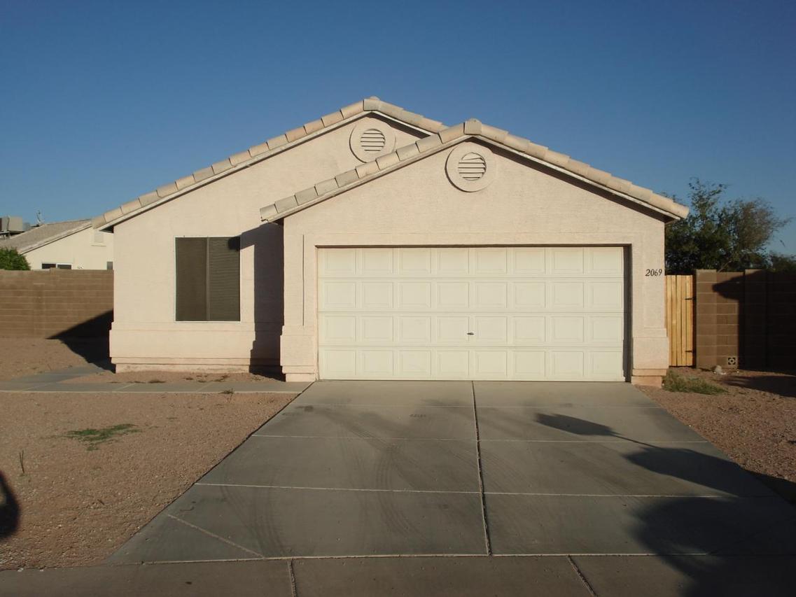 2069 S Lawther Dr., Apache Junction, AZ 85220