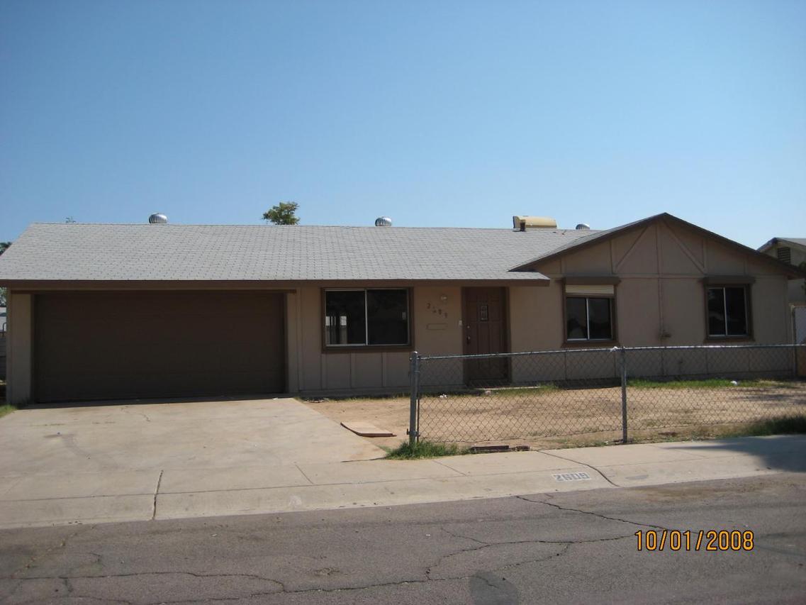 2609 N 66th Ave., Phoenix, AZ 85035