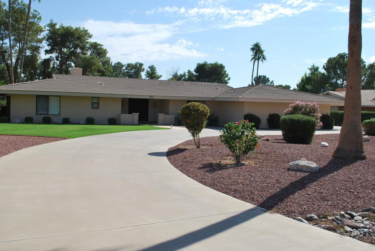 685 E Bird Ln., Litchfield Park, AZ 85340