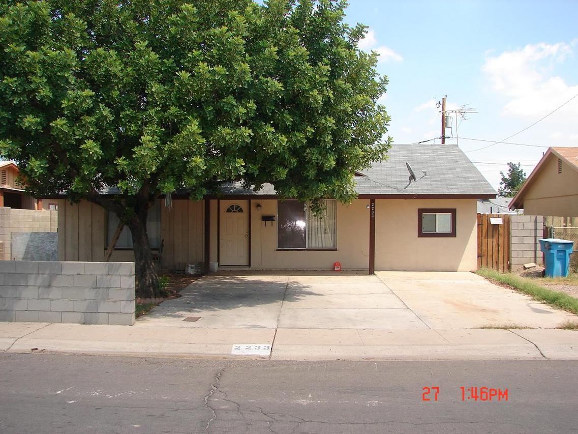 2233 N 47th Ln., Phoenix, AZ 85035