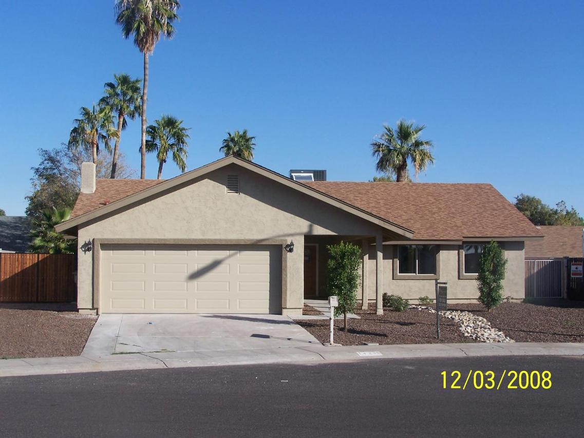 14215 N 39th Dr., Phoenix, AZ 85053