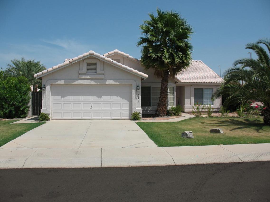 1471 S Pueblo St., Gilbert, AZ 85233