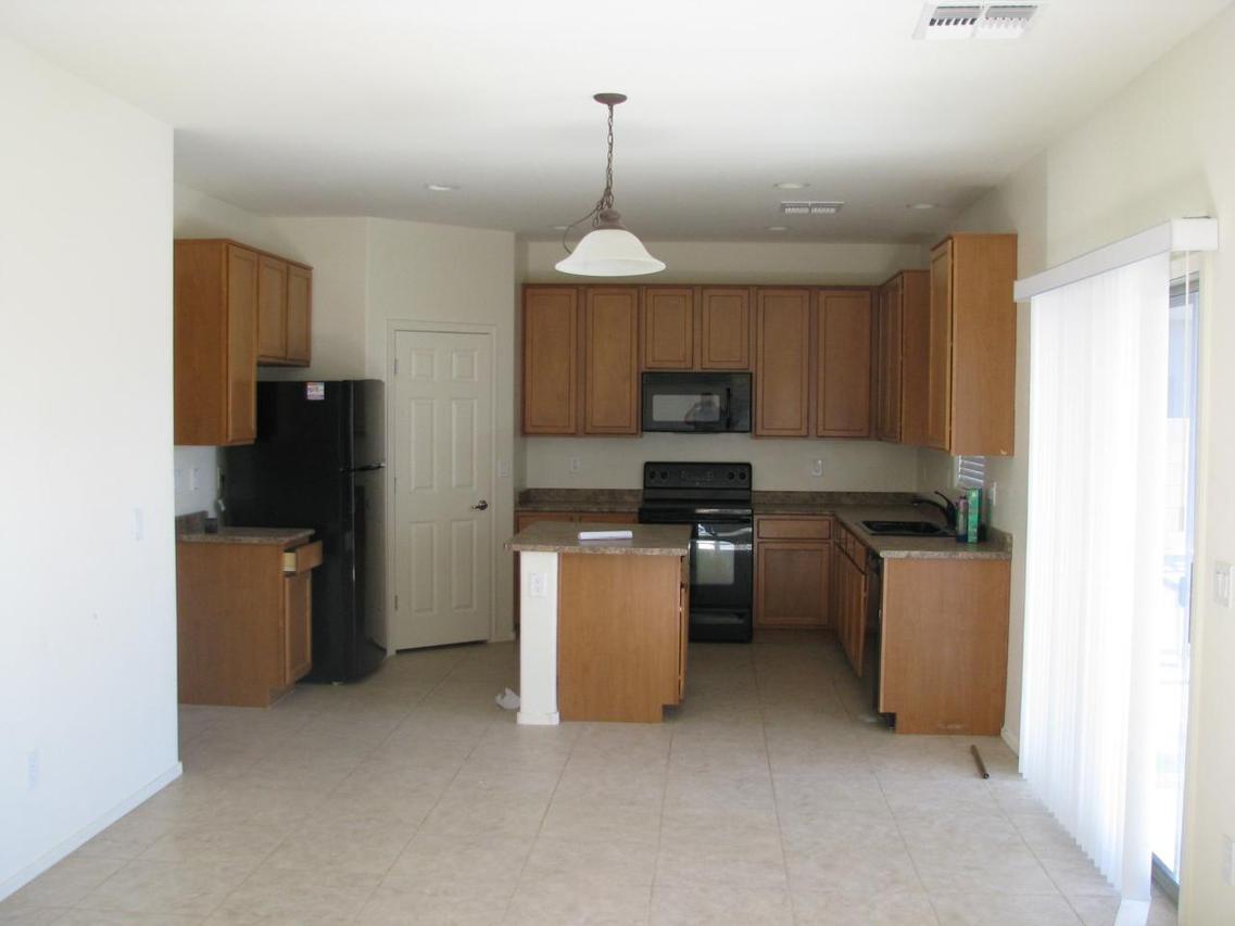 18441 E El Amancer, Apache Junction, AZ 85218